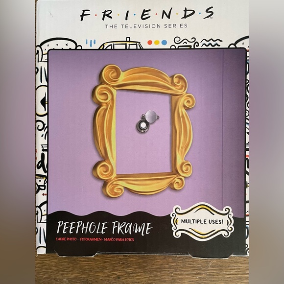 FRIENDS PEEPHOLE FRAME FROM THE ORIGINAL TV SERIES IN YELLOW - Picture 4 of 5
